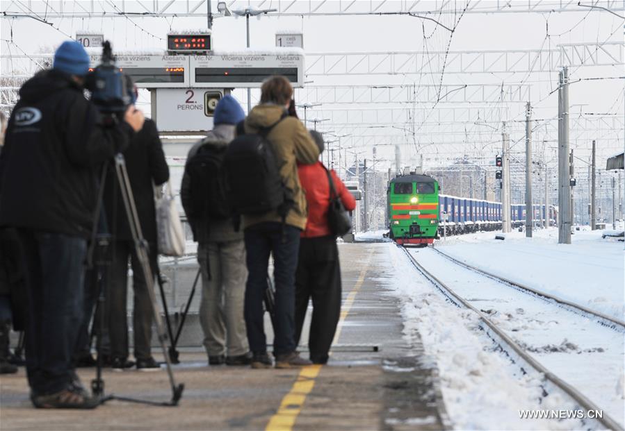 Arrivée à Riga du premier train de conteneurs trans-eurasiatique reliant la Chine et la Lettonie