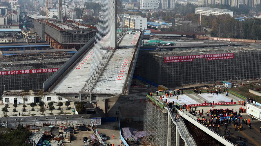 Le plus lourd pont à haubans du monde est chinois