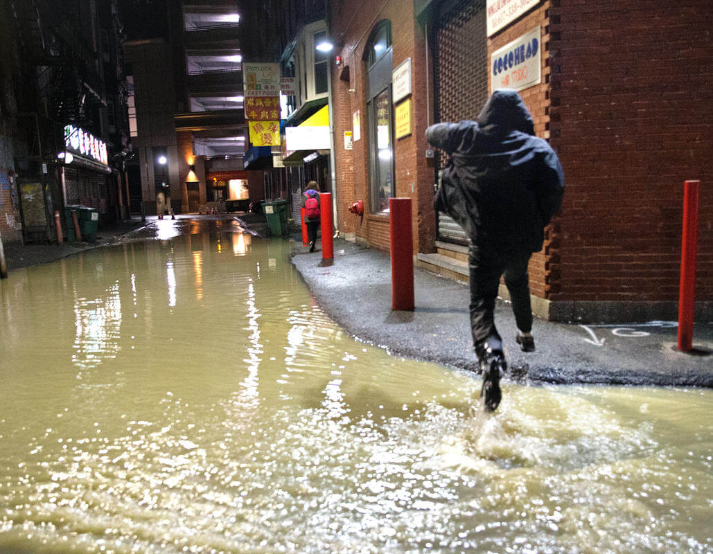Le Chinatown de Boston inondé après une rupture de canalisations