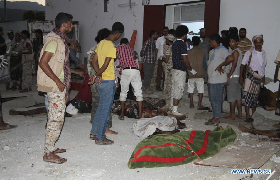 Yémen : 33 soldats pro-gouvernementaux tués dans un attentat suicide dans une base militaire près d'Aden