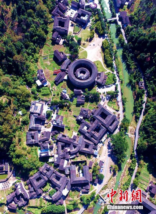 Ces magnifiques Tulou dans le sud-est de la Chine