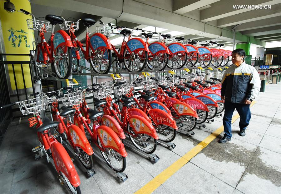 Plus de vélos dans les rues chinoises