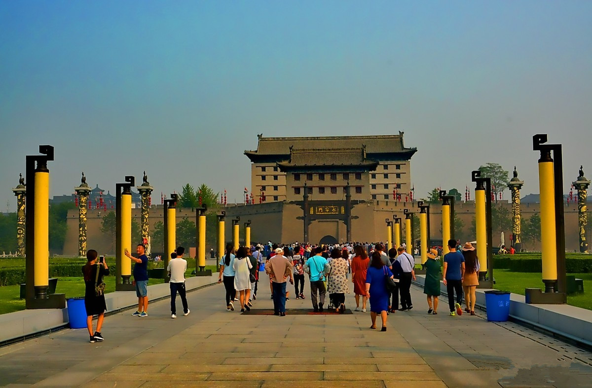 Le mur d'enceinte et la Forêt des Stèles de Xi'an candidats au titre de sites historiques et culturels nationaux de niveau 5A