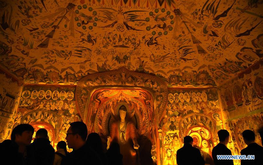 Ouverture d'une exposition sur les grottes de Dunhuang dans le sud-ouest de la Chine