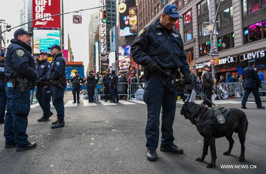 Lourd dispositif de sécurité pour les festivités du Nouvel An à Times Square