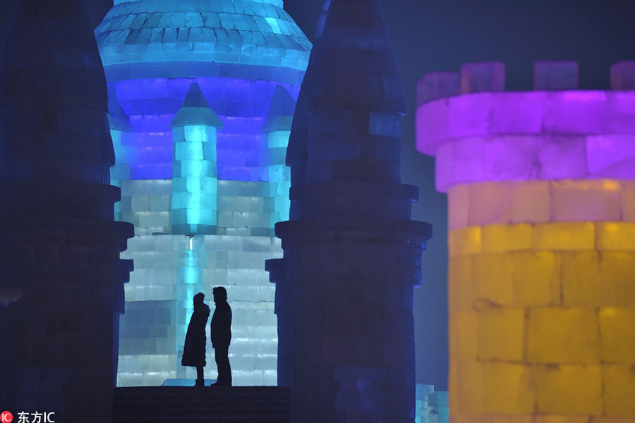 Harbin : des sculptures de glace pour le Nouvel An