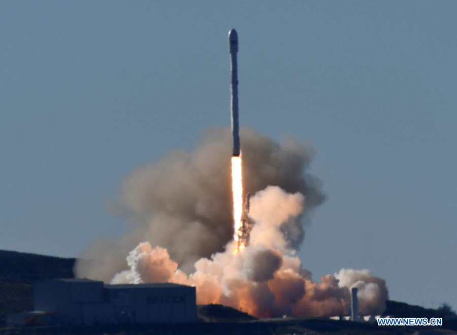 Quatre mois après l'explosion d'un lanceur, SpaceX fait décoller une nouvelle fusée
