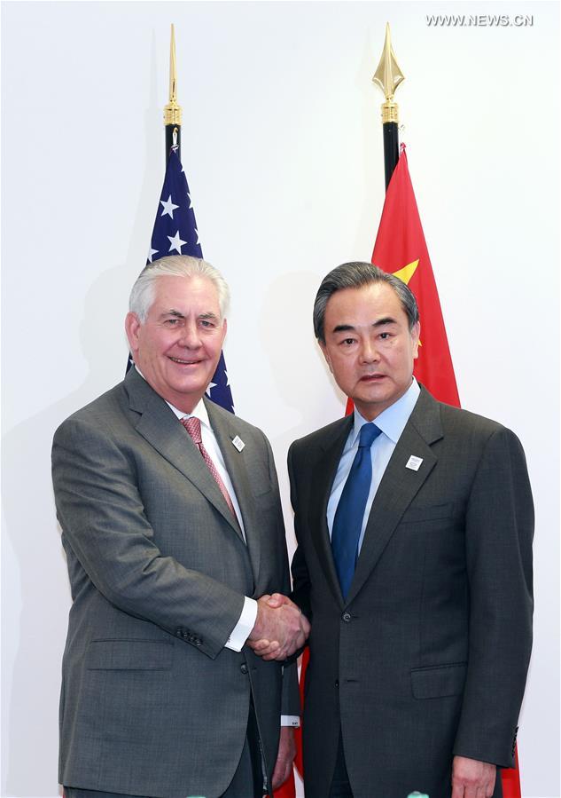 La Chine et les Etats-Unis conviennent d'oeuvrer pour développer les relations bilatérales