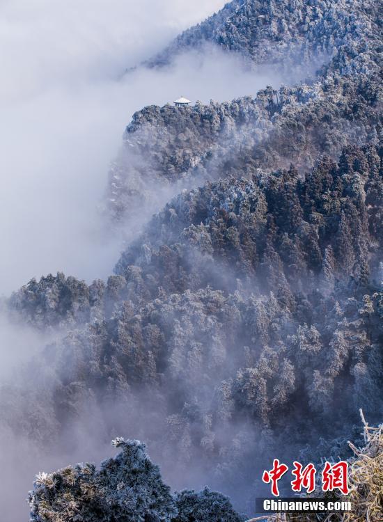 Jiangxi : chutes de neige au mont Lushan