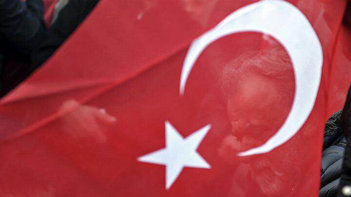 136 diplomates turcs et membres de leurs familles ont demandé l'asile à l'Allemagne