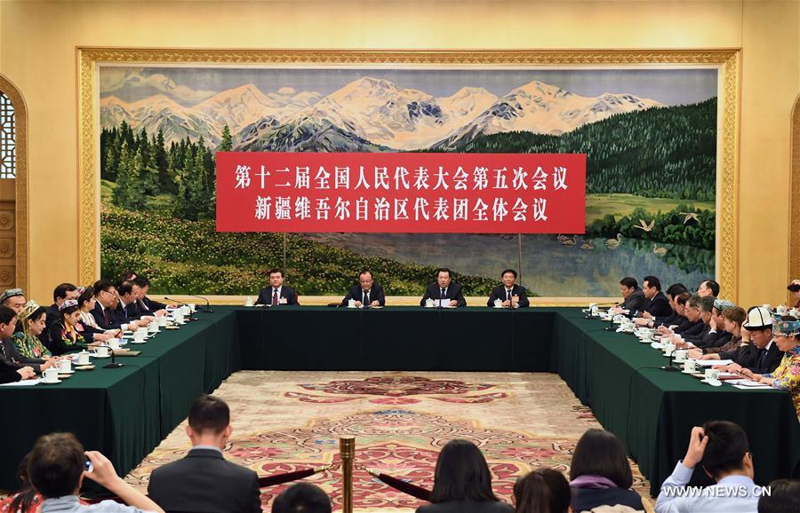 Le Xinjiang lutte résolument contre le terrorisme, selon le président du gouvernement régional