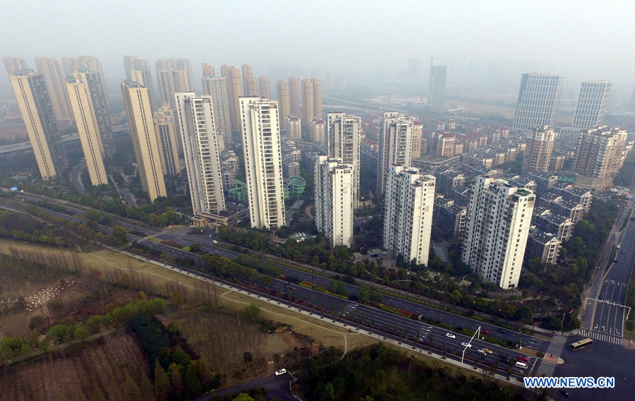 Davantage de villes chinoises restreignent les achats de logements