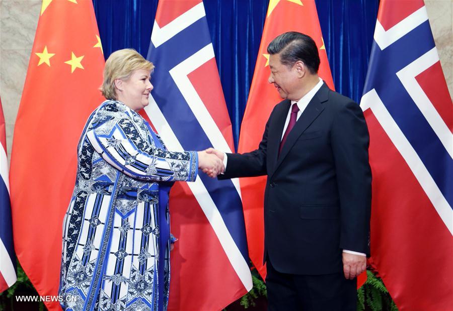 Le président chinois rencontre la Première ministre norvégienne, appelant à renforcer la confiance mutuelle