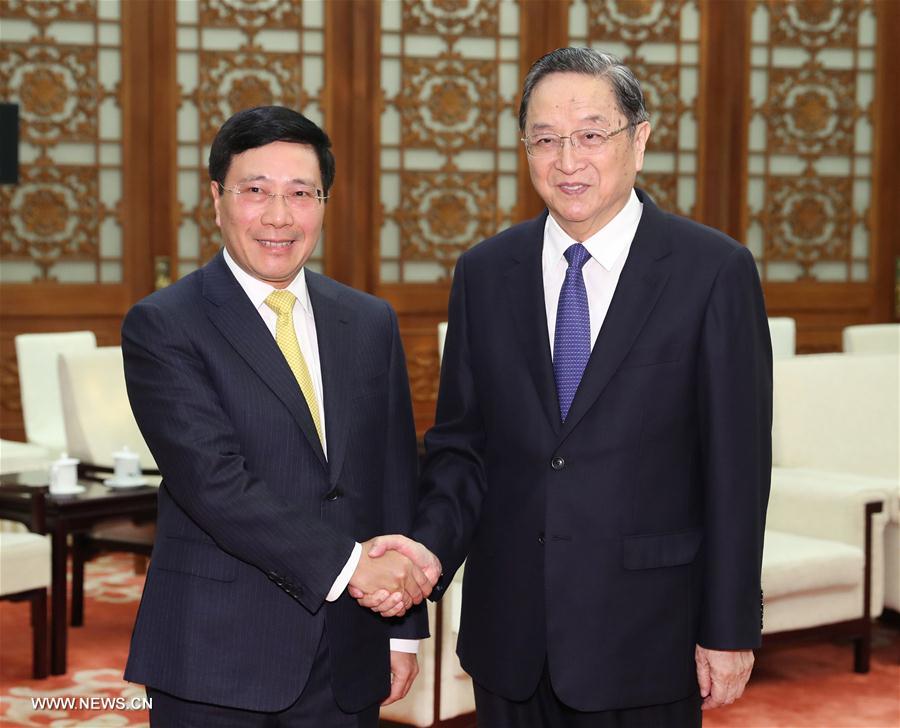 Le plus haut conseiller politique chinois rencontre le vice-Premier ministre vietnamien