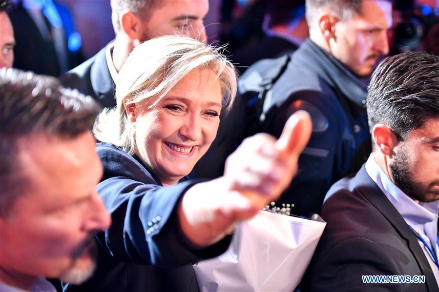 Marine Le Pen se met 