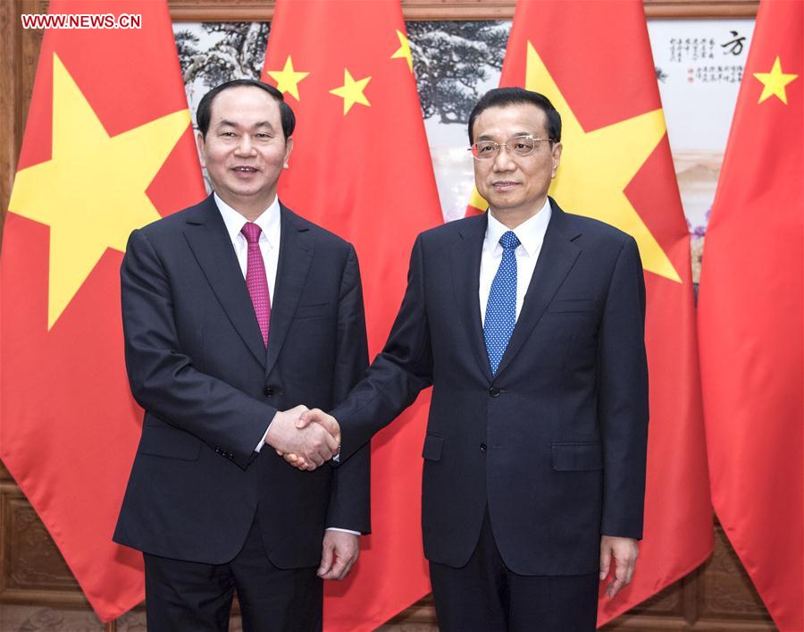La Chine et le Vietnam s'engagent à stimuler leurs relations amicales
