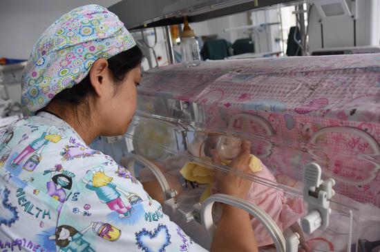 Chine : appel aux dons pour les banques de lait maternel 