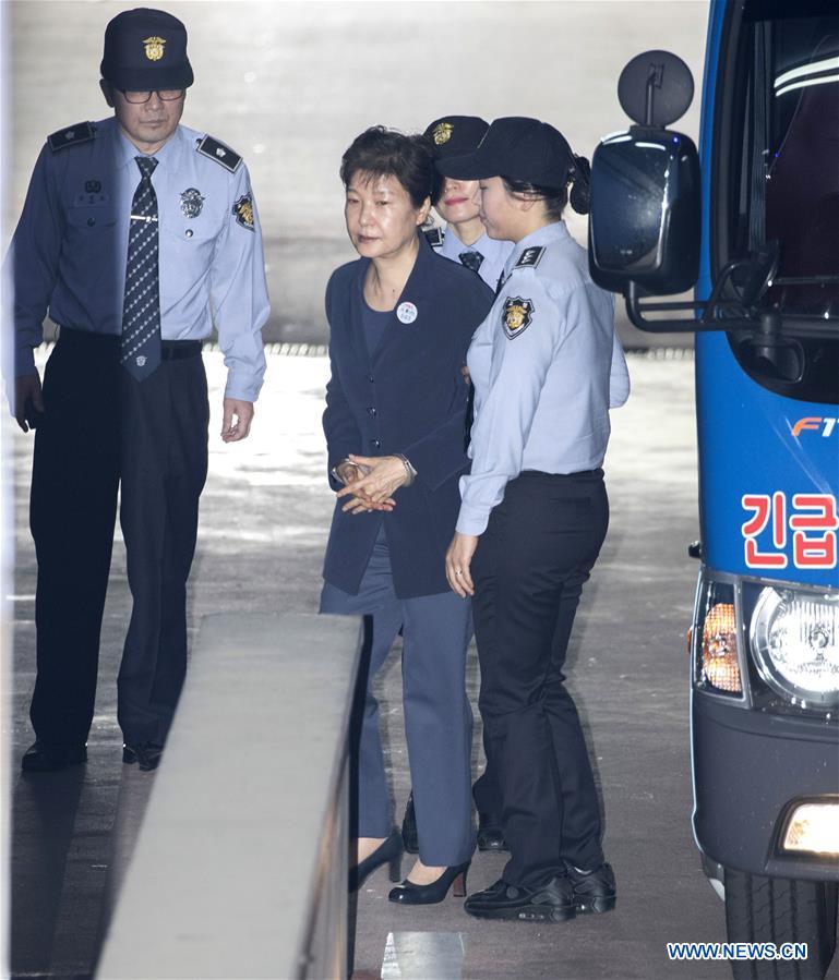 Corée du Sud : ouverture du procès pour corruption de l'ancienne présidente Park Geun-hye