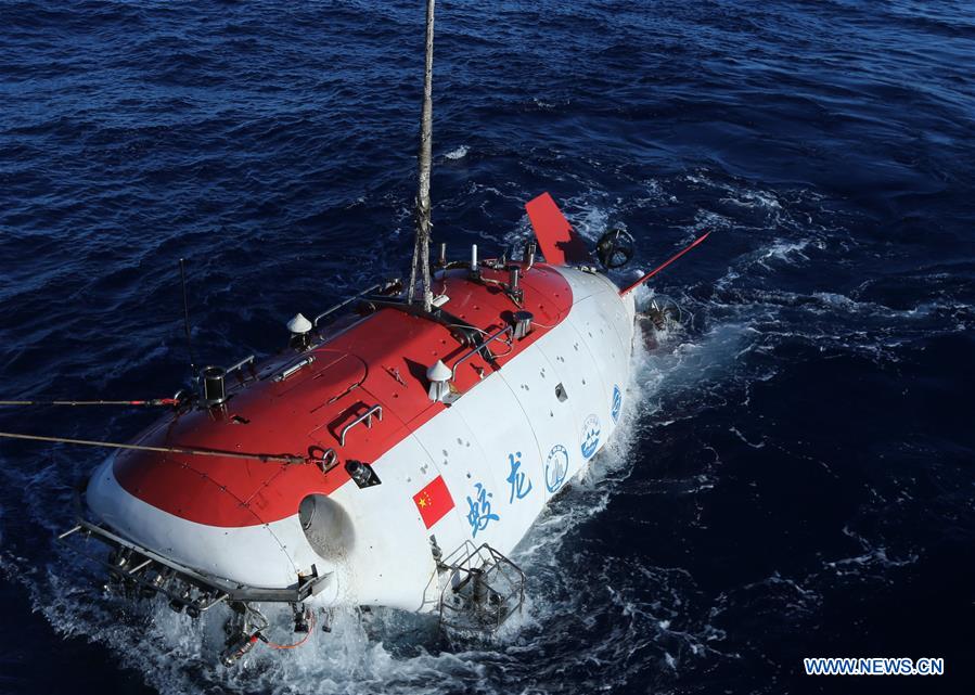 Le submersible chinois Jiaolong achève sa 150e plongée
