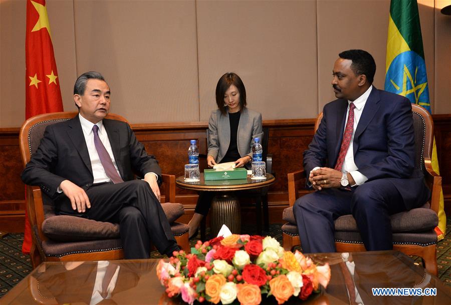 Les ministres chinois et éthiopien des A.E. discutent des relations bilatérales