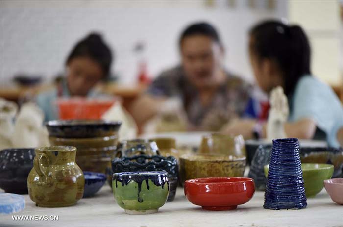 Des cours de poterie à Hohhot 