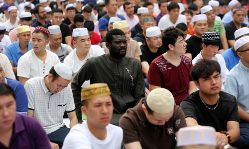Les musulmans chinois célèbrent la fin du Ramadan