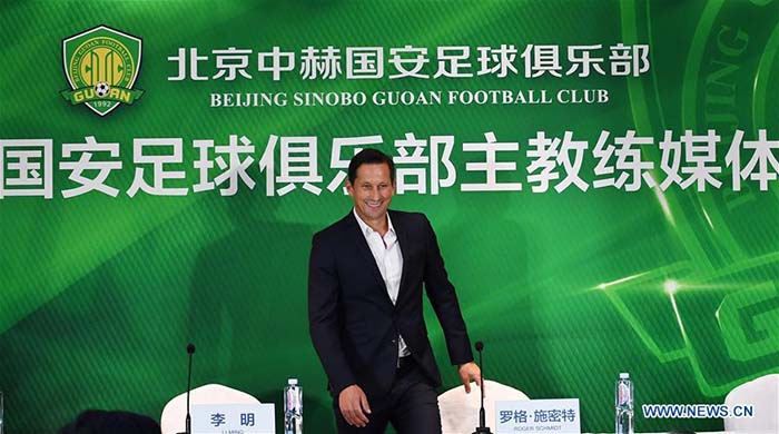 Football : Roger Schmidt nouvel entraîneur du Beijing Guoan