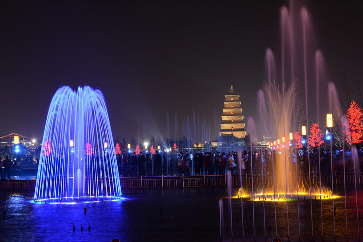 La fontaine musicale de la Grande pagode de l'Oie Sauvage de Xi'an