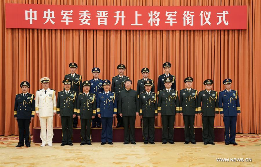 Chine : cinq officiers promus généraux