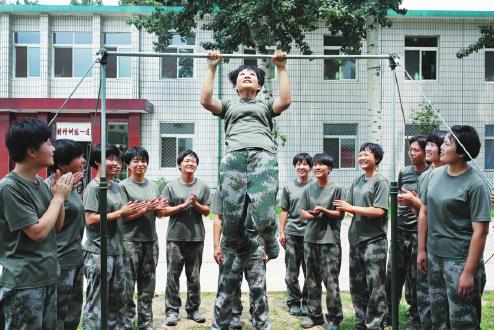 Ces femmes engagées dans les unités de combat de l'APL