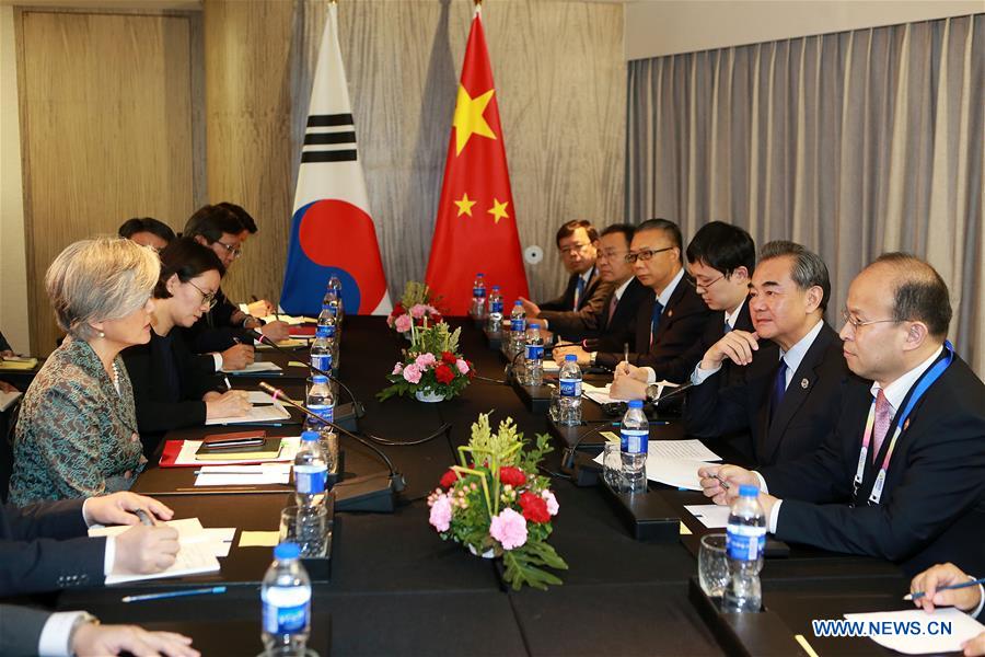 La Chine exhorte la Corée du Sud à davantage d'efforts pour améliorer leurs relations