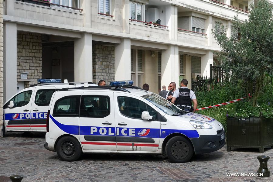 France : 6 militaires renversés par une voiture au nord de Paris