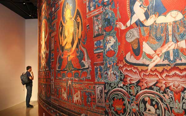 Bouddhisme : des peintures murales numérisées exposées à Suzhou