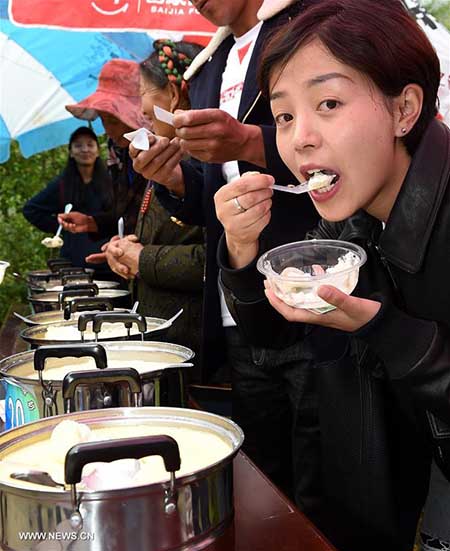 Concours de yaourts à Lhassa 
