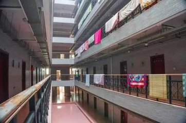 Une université chinoise abandonne les dortoirs mixtes