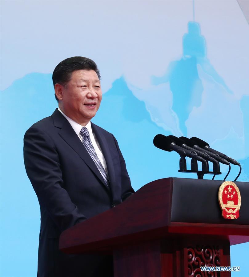Xi Jinping met l'accent sur la paix et la sécurité dans le monde lors du Forum commercial des BRICS