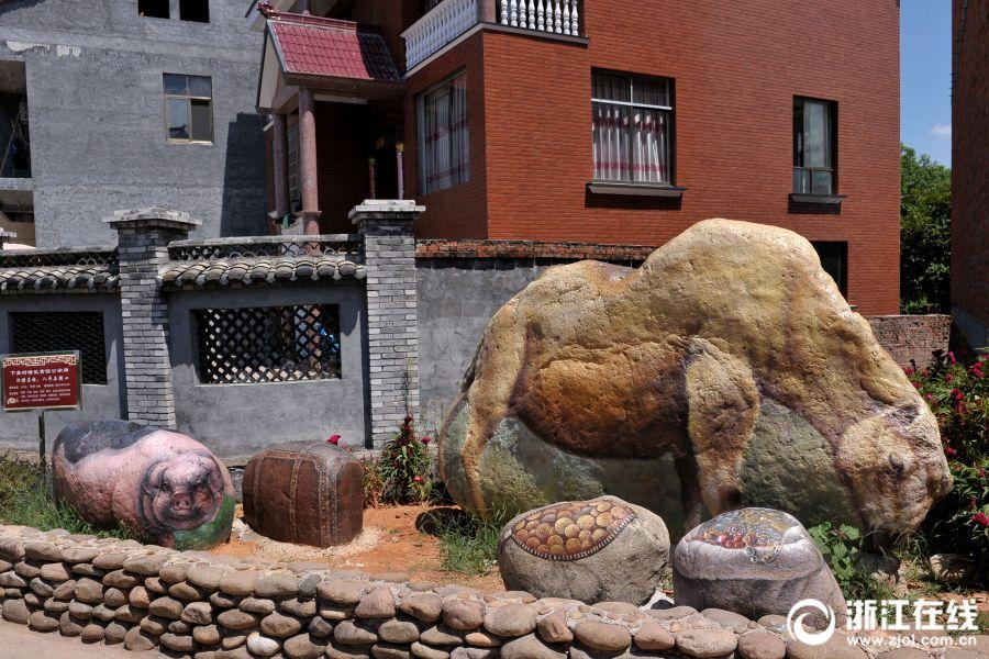 La Chine et son zoo de pierre