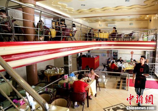 Il fait fortune en ouvrant un restaurant chinois au Maroc