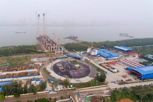 Pont à deux étages sur le Yangtsé : grande avancée des travaux