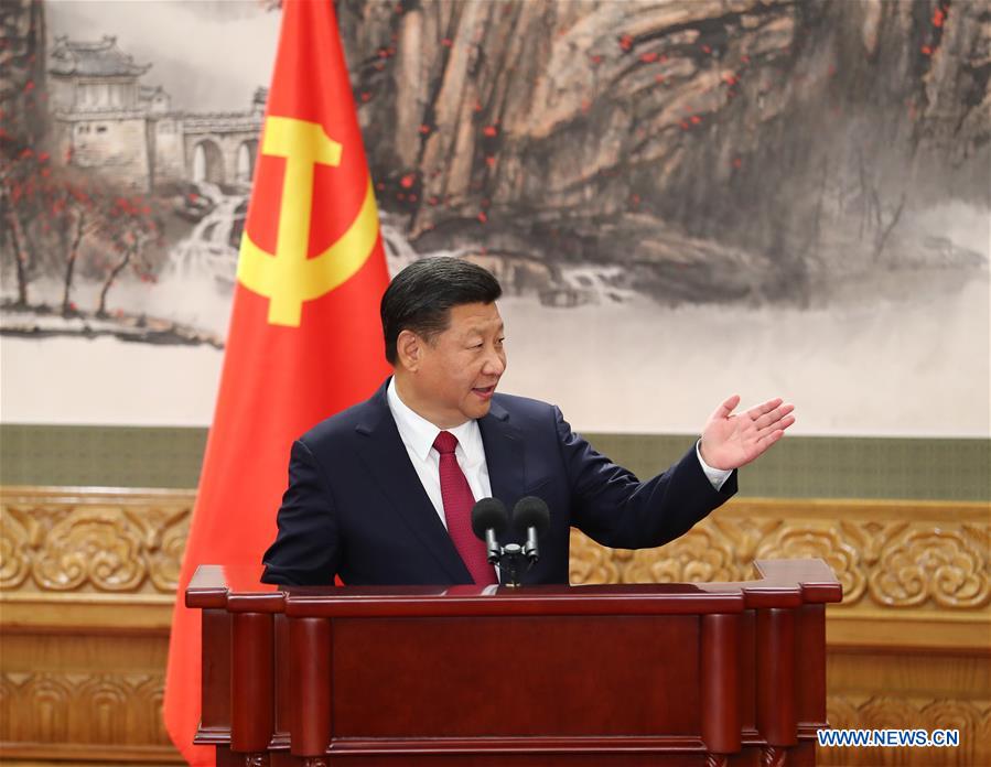 Xi Jinping présente la nouvelle direction centrale du PCC et le programme pour les cinq ans à venir