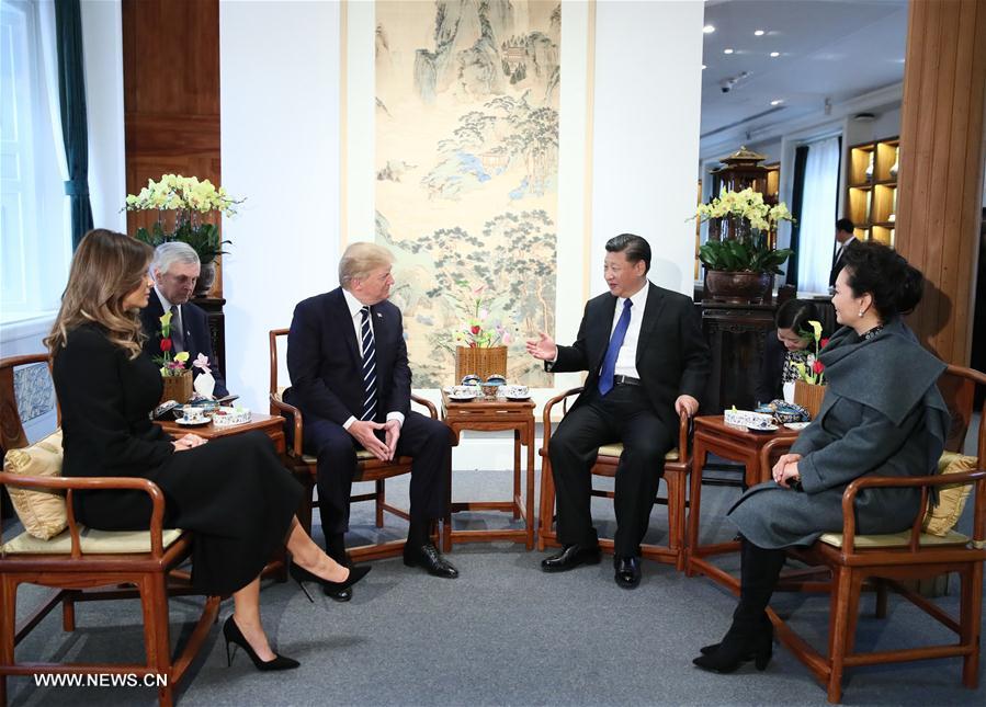 M. Xi et M. Trump prennent le thé à la Cité interdite