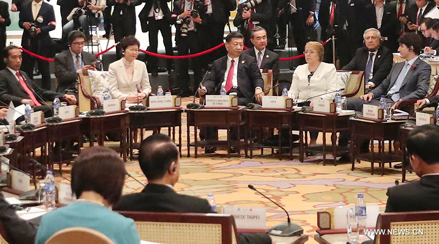 Le président chinois appelle à renforcer la coopération entre l'APEC et l'ASEAN