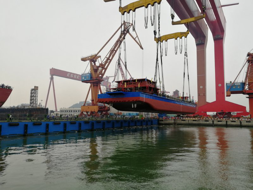 Lancement du premier navire électrique chinois de 2 000 tonnes