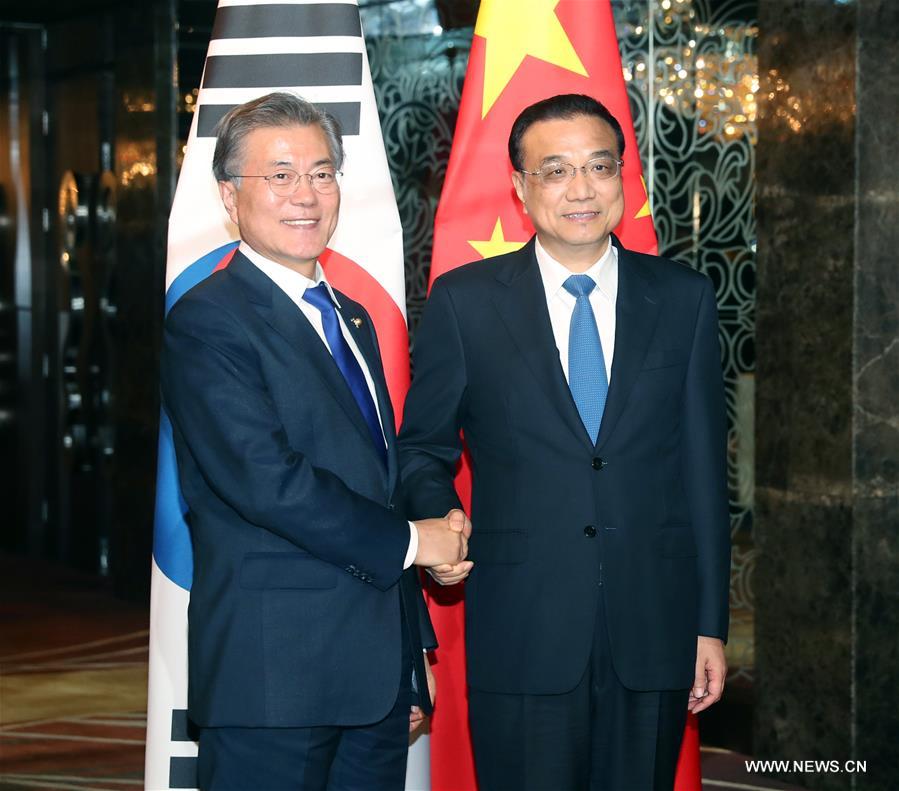 Le Premier ministre chinois exhorte la Corée du Sud à lever les obstacles qui pèsent sur les relations bilatérales