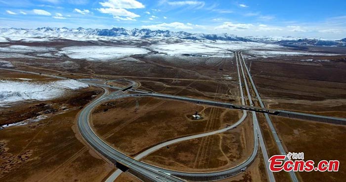 Ouverture en Chine du plus haut tunnel routier de la planète