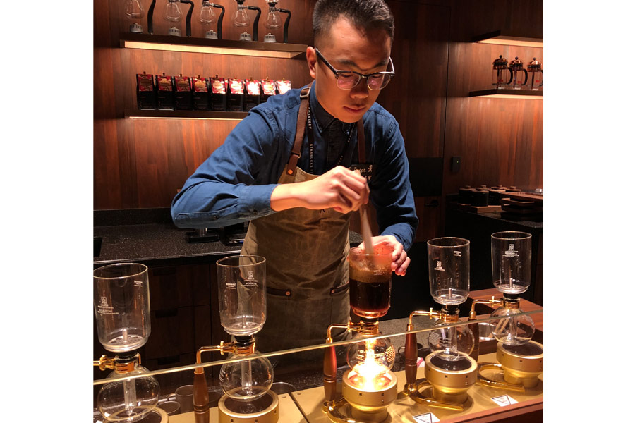 Starbucks : ouverture d'un café de torréfaction à Shanghai