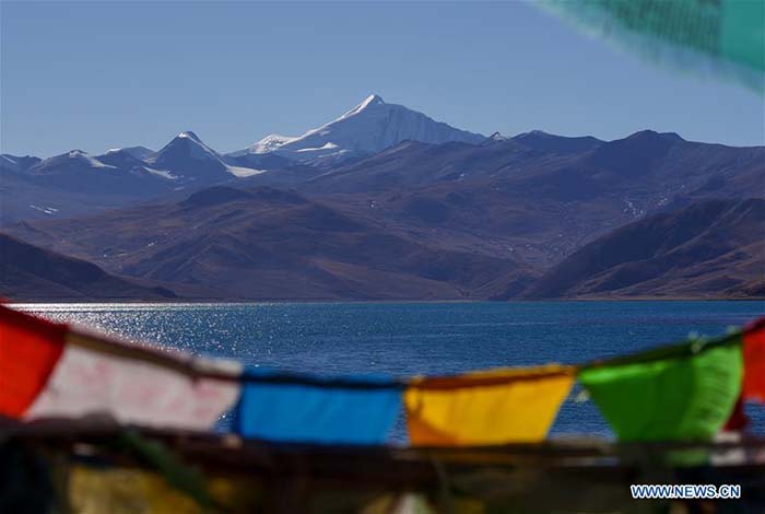 La beauté des paysage d'hiver au Tibet 
