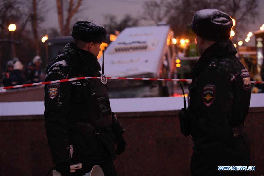 Moscou : quatre morts après qu'un bus a foncé dans un passage souterrain pour piétons