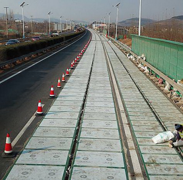 Chine : la première autoroute à énergie solaire bientôt ouverte au trafic