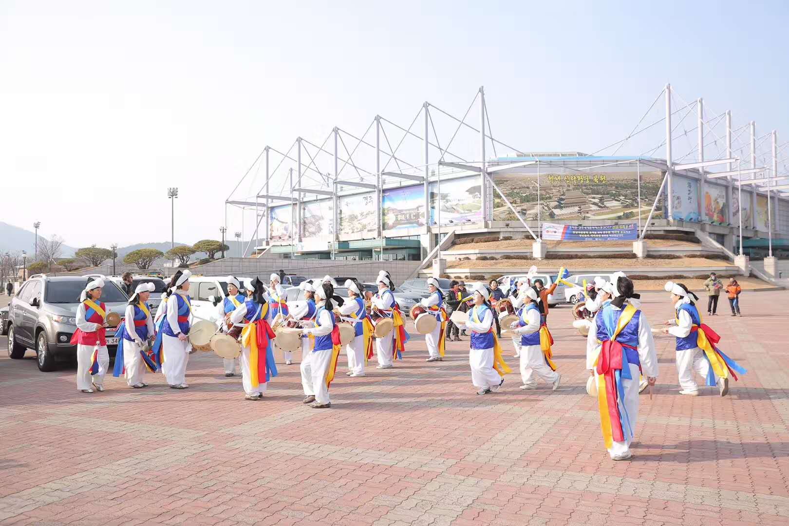 Le Quotidien du Peuple en ligne participe au relais de la flamme olympique des JO d'hiver de Pyeongchang